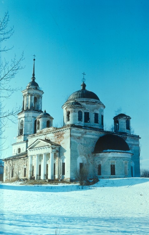 Никольский собор Николо-Теребенского монастыря. Фото Д. Дворядкин, 1994 г.
